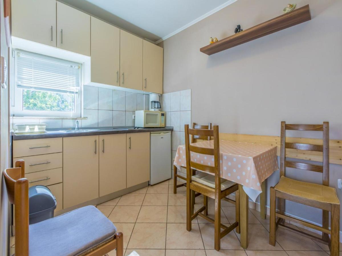 Heriban Apartment *